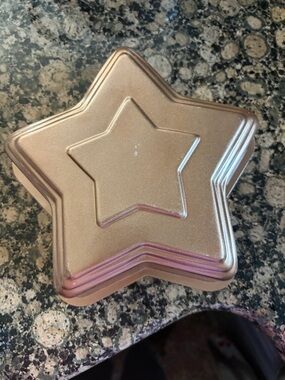 Vintage Mirro copper star mold